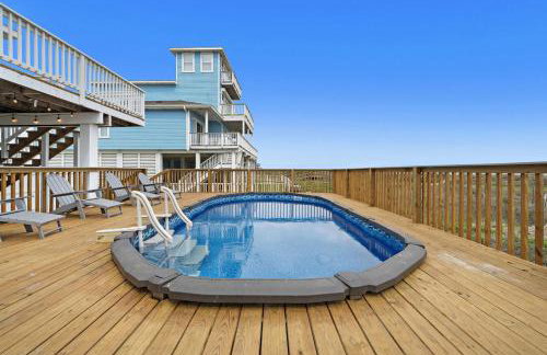 Oceanfront home with pool, large decks, fire pit and private walkover to the beach - Foto 41