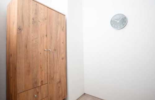 Livemore24 - Apartment 3 in Duisburg WLAN - Smart-TV - 24-7 Check-in und Küche - Photo 11