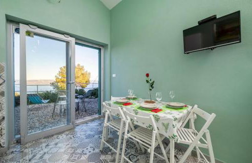 Gorgeous Apartment In Gondolici - Foto 5