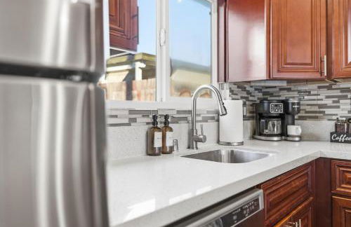 Dog Friendly Home Near the Beach with Grill, Fire Pit, Enclosed Backyard - Foto 63