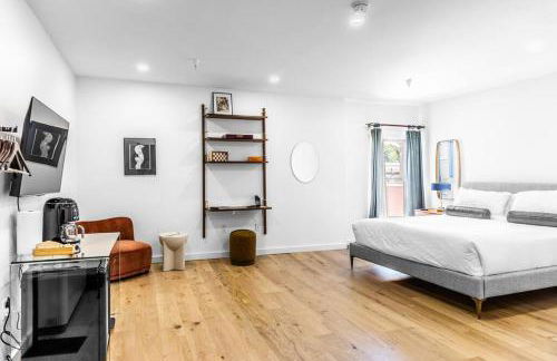 DTWN Bangor, Historic Hotel, KING BED, WIFI, Roku TV, Room # 403 - Foto 3