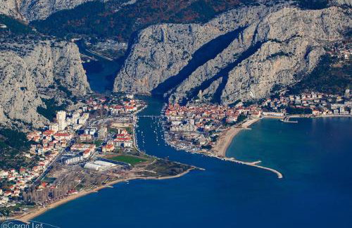 Charming stone apartment with jacuzzi in center of Omiš - Foto 70