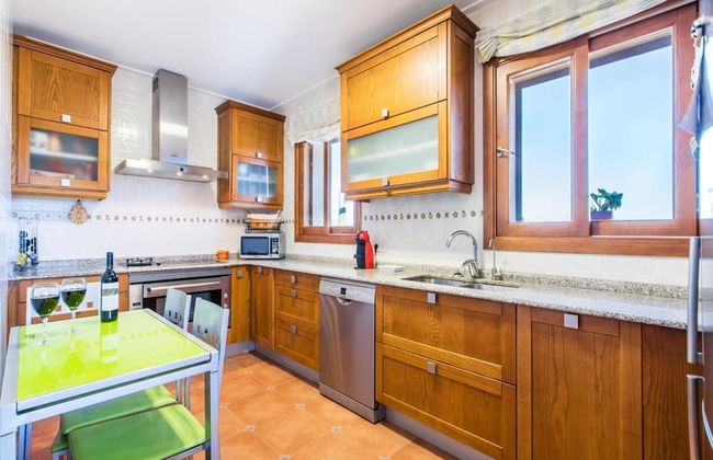 Villa - 4 Bedrooms with Pool and WiFi - 104238 - Foto 9