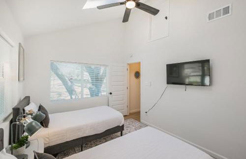 Oak Forest Retreat Sleeps 13 Near Heights - Foto 23