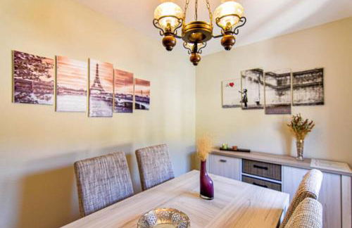 Cómodo y coqueto chalet con jardín en Argoños - Foto 16