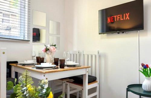 Large One Bedroom Apartments Southsea Sleeps 3 - Free Parking - Foto 38