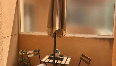 MY OCEAN HOME !!! Breathtaking location, Steps to the ocean, Spacious sea view, Fully Equipped and Well-Furnished with Private Entrance and High-Speed Fiber Optic Internet - Photo 2