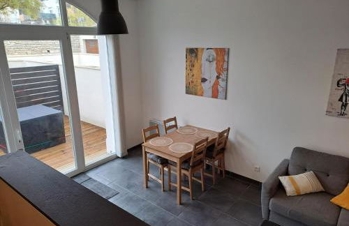 Bel Appartement Grande Terrasse avec parking à Dijon - Foto 18