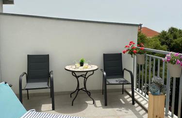Bee House Suite - Brand New Apartment 100 m from Sea - Photo 8