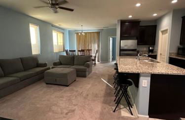 Charming 3Bed 3Bath at the Heart of Sacramento - Foto 4