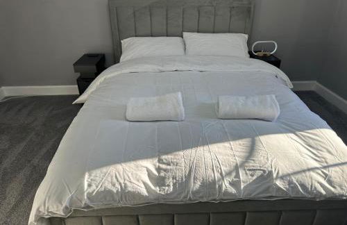 3 Bedroom Apartment City Centre - Photo 8