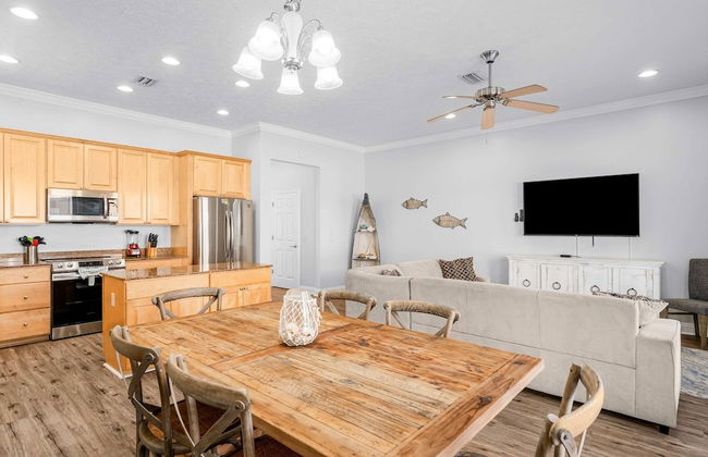 Palm Breeze Retreat Sleeps 10! - Foto 32