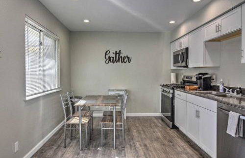 Modern Mountainside House - Photo 5