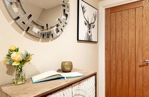 Stylish-Stays The Sanctuary, Stow-on-the-Wold -Luxurious Stylish, Grade II Listed Church conversion Workspace, centrally located - Foto 13