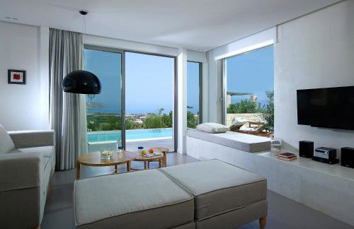Youphoria Sea View Villas - Photo 32