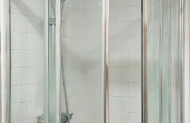 Comfy Stay - High Road Ilford - Foto 16