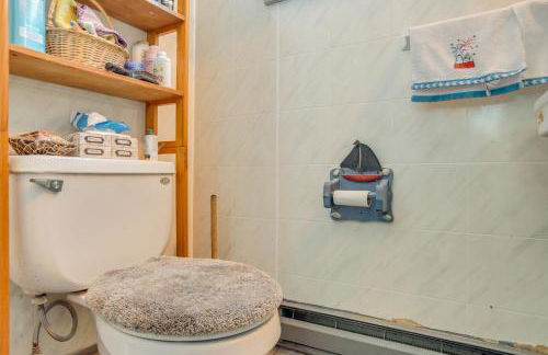 Family-Friendly Home! Walk to Sea Street Beach - Foto 13