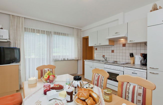 Upscale Apartment in Salzburg With Terrace and Country Views - Foto 16