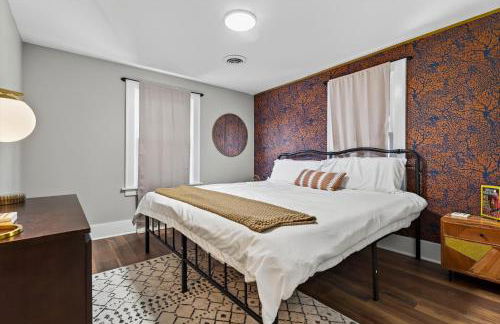 Cozy 4BD - Backyard Retreat - 3mins to Notre Dame - Foto 21