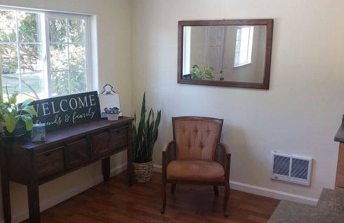 Coastal Charm: SW Oregon home on 2+ quiet acres - Foto 2