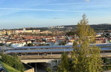 Modern 2BR Apartment with City Views I Near Lisbon by LivinInLisboa - Foto 2