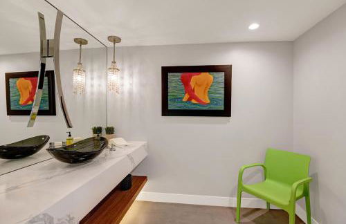 Ultra-Luxury- Resort Style Private Compound-Close to Everything- 3BD/2.5BA - Foto 22