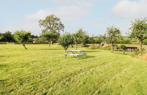 The Farmhouse - Photo 39