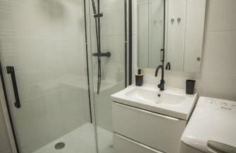 Appartement centre-ville Saint-Lary vue montagne - Foto 7