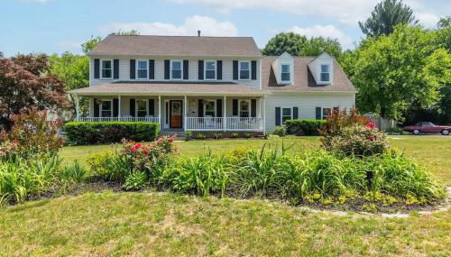 Lrge 5 BR 9 Beds Near DC-Pool, Hot Tub, Gym, Game Rm, Fire Pit - Foto 3