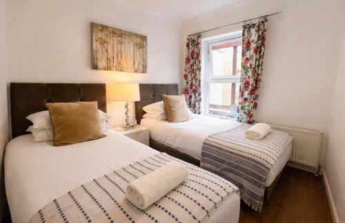 Central Cambridge Fig Tree house - Photo 8