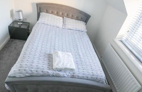 Stunning Two-Bedroom Apartment at A3REE, Free Parking, near Cribbs Causeway Mall - Foto 47