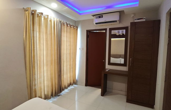 Smart Home Service Apart by Stayz Royale - Photo 4