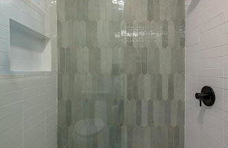 Modern 2BR Apartment with Free Parking in Avondale - Foto 10