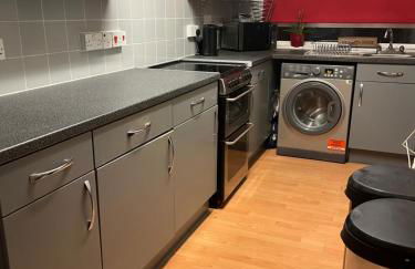 1 bedroom garden flat zone 2 - Foto 8