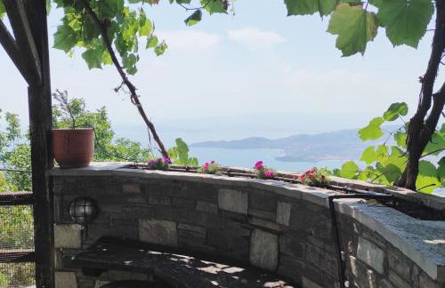 Άνετος χώρος με parking, αυλή και θαυμάσια θέα - Foto 11