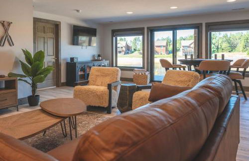 Lakeside Luxe Haven Family-Friendly Arcade - Foto 3