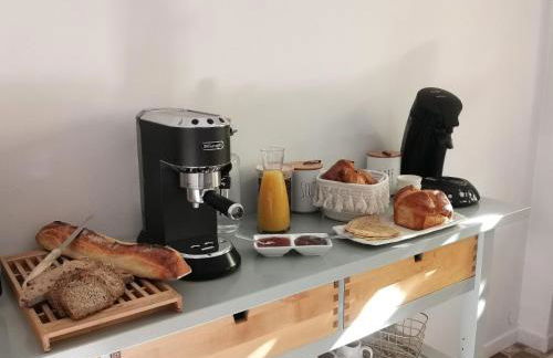 STUDIO TERRASSE PISCINE UZES PONT DU GARD - Foto 13