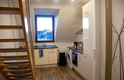 BeMyGuest - 3 Zimmer Maisonette - Zentral - Klimaanlage - Aufzug - Foto 15