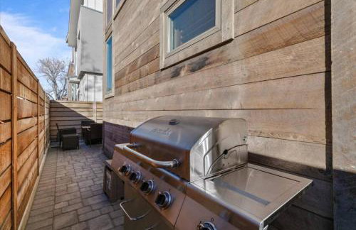 Reno Basecamp 2 King Suites, Walk to Food and Fun - Foto 19