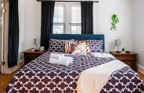 Globetrotters Suite in Historic Richmond with Patio - Foto 3