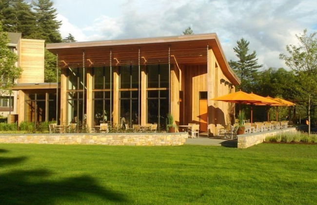 2BR Topnotch Condo - Photo 18