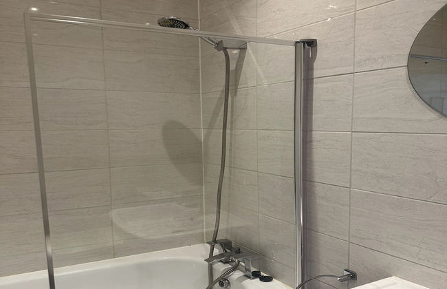 Charming 1-bed Apartment in Walton on the Naze - Photo 19