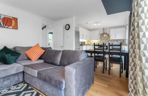 Cheerful Stays - Livingston - 4 Bedroom 3 Bath home - Foto 13