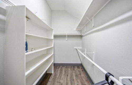 Cypress Gem, Cozy, Central & Pet-Friendly Retreat - Foto 40