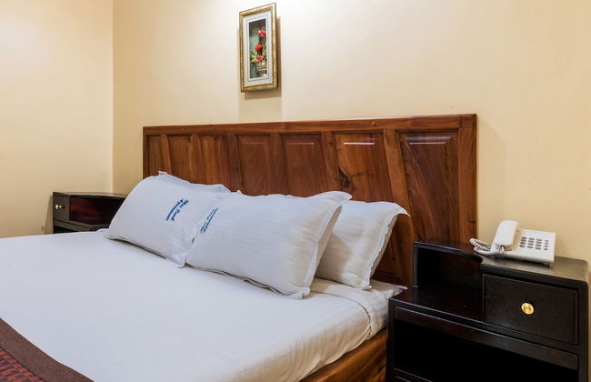 Blue Pearl Apartments - Photo 3