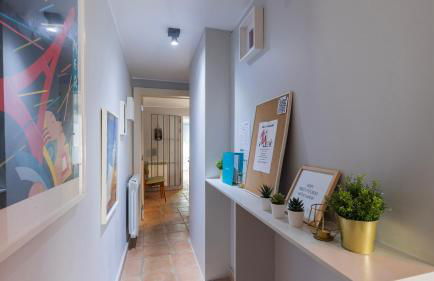 Artsy Sintra I by LovelyStay - Photo 22