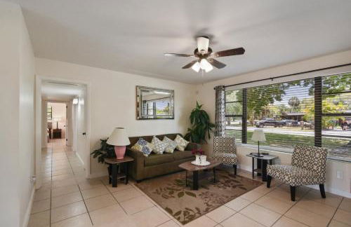 3 bedroom House with Renovated kitchen and bath! - Foto 8