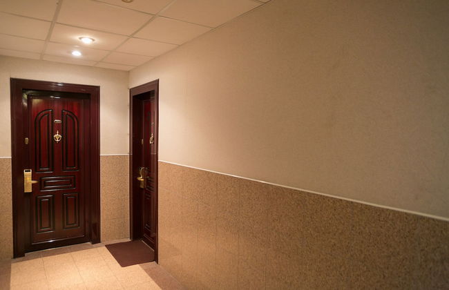 41 Orekhovo 3 Bedroom Apartment near Tsaritsyno Park - Photo 27