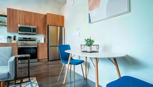 Boulevard Stays Stylish 1BR Getaway Pool Gym & Free Parking - Foto 2