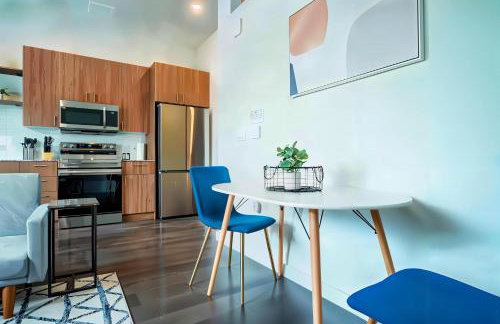 Boulevard Stays Stylish 1BR Getaway Pool Gym & Free Parking - Foto 2